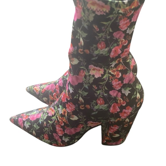 Steve Madden Lombard Floral Sock boots - Picture 2 of 15